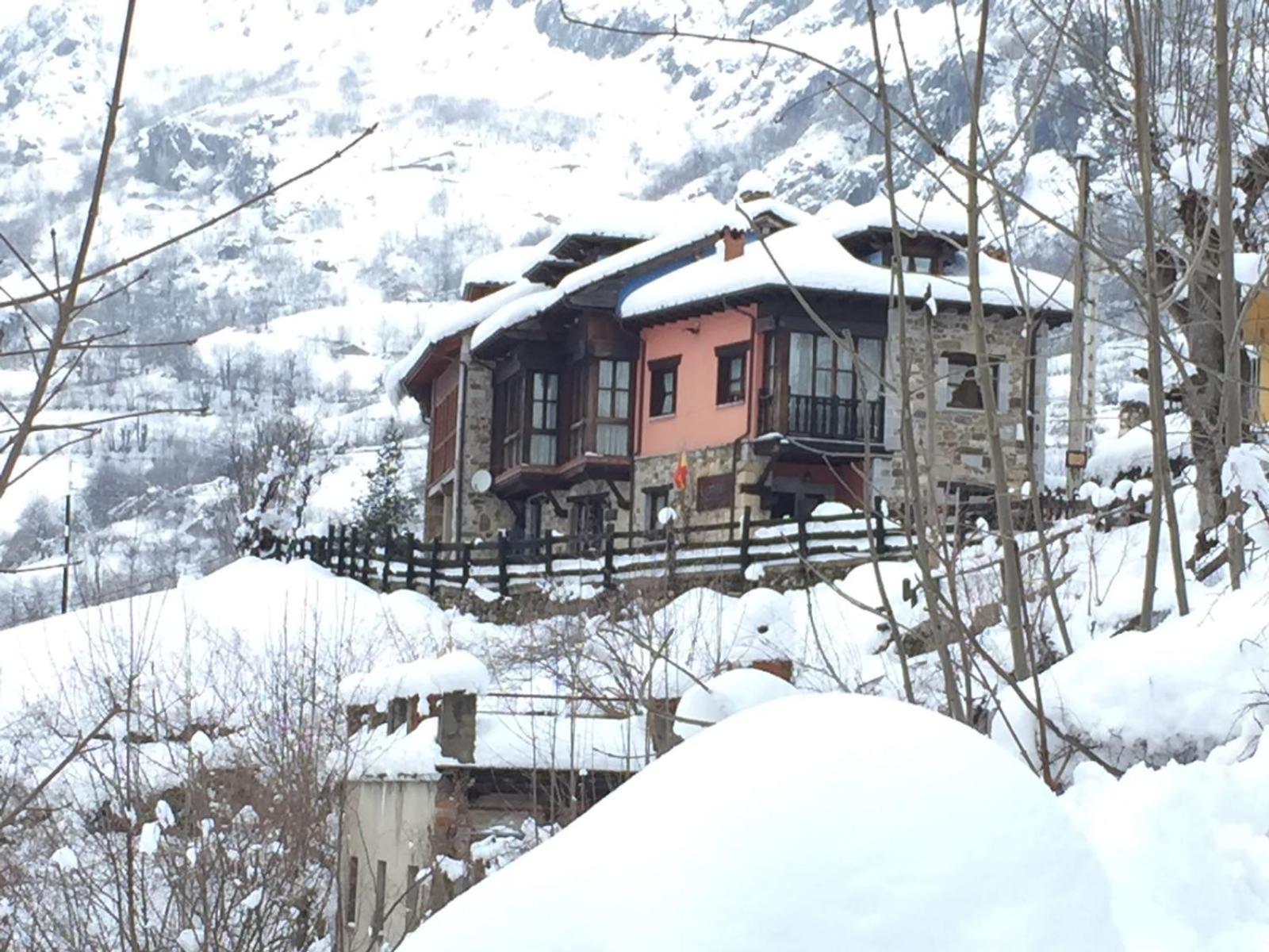 Complejo Turistico L'Oteru Apartment Caleao ภายนอก รูปภาพ